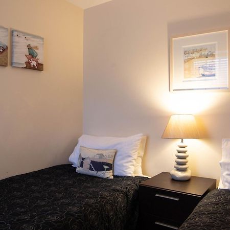 Harbourside Apartment Мевагиси Екстериор снимка